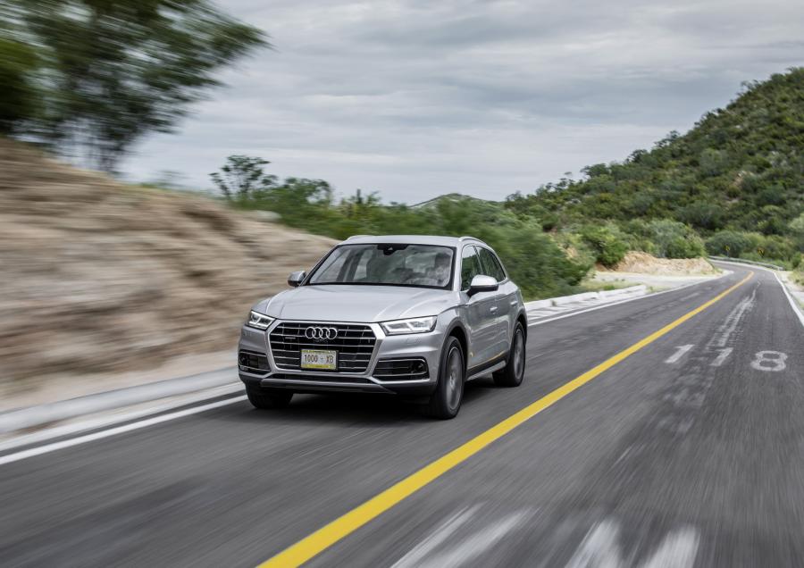  Audi Q5 TDI Quattro 2016 года  (WW) (фото 17 из 90)